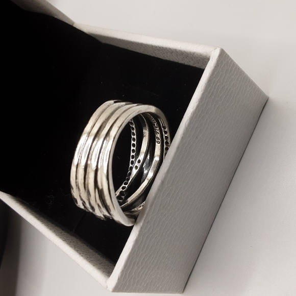 Authentic Pandora Sparkling and Polished Lines Ring - EUC - Picture 7 of 16